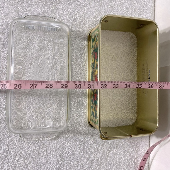 Vintage 80’s Teleflora Metal Serving Stand/Holder W 
Pyrex 1.5q Glass Loaf Pan - Picture 11 of 16